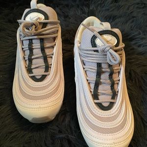 Women’s light light lavender/deep pink Nike Air Max 97